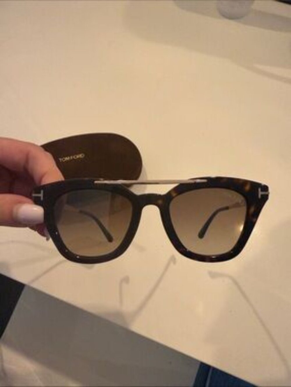 Tom Ford Women’s Aviator Tortoiseshell Frame Sunglasses with Brown Lenses - Picture 2 of 4